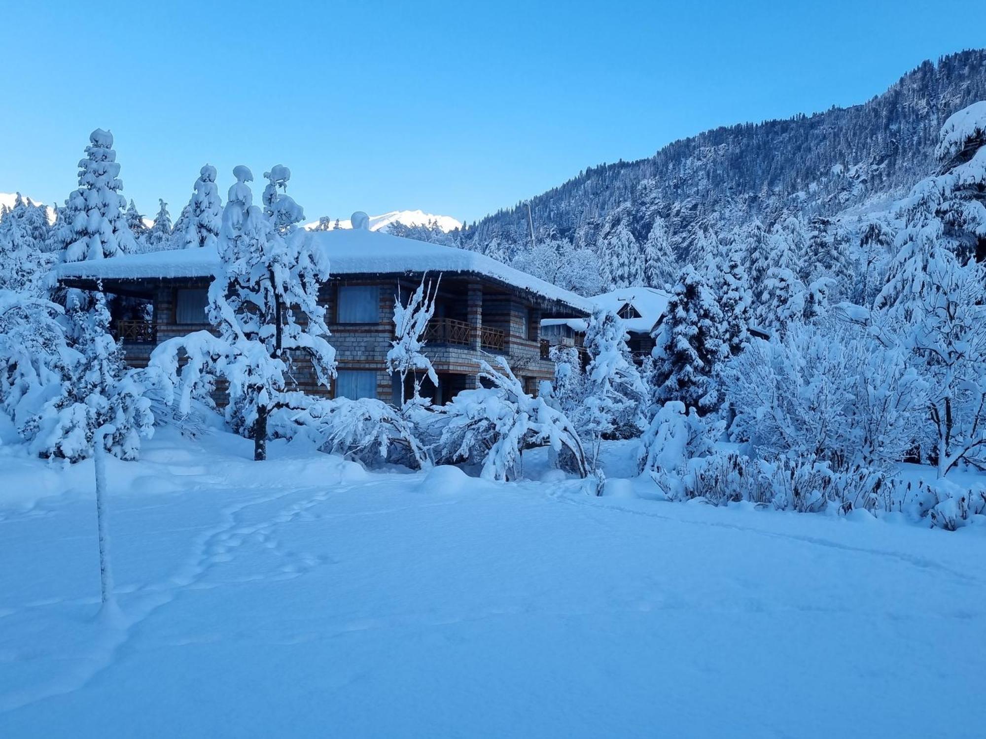 Banon Resorts Manāli Exterior foto